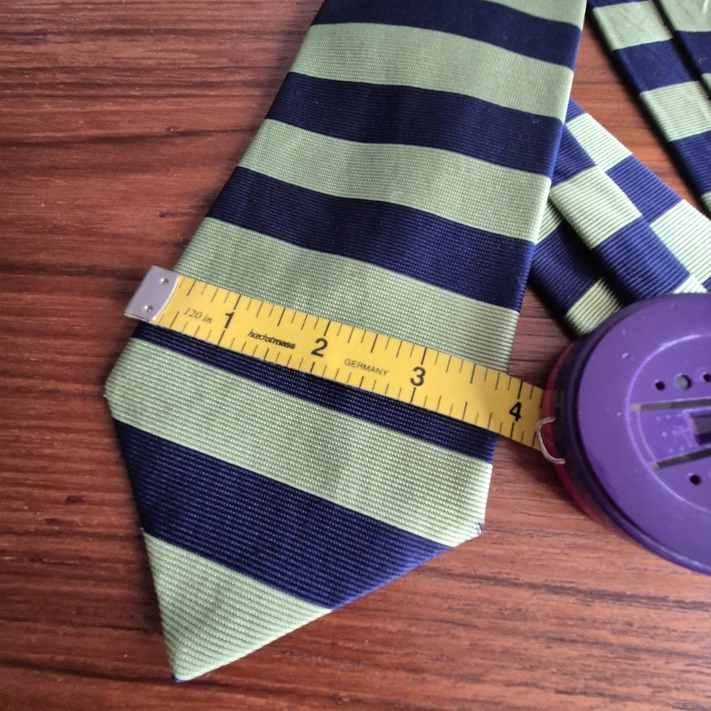 Brooks Brothers vintage tie